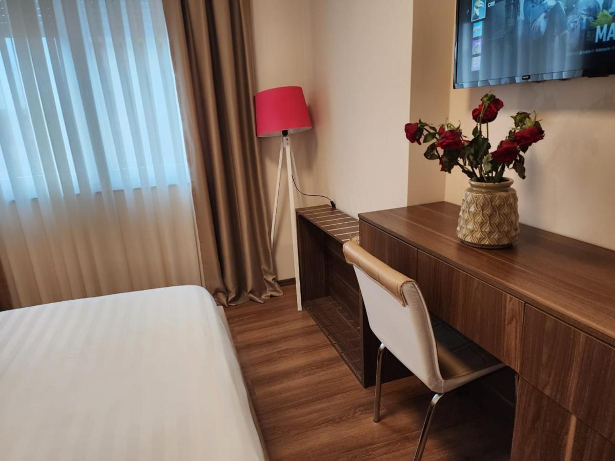 Terravista Apartments Tirana Exteriör bild