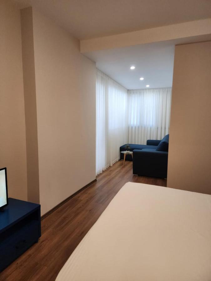 Terravista Apartments Tirana Exteriör bild